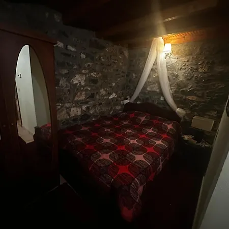 Elka Guest house *